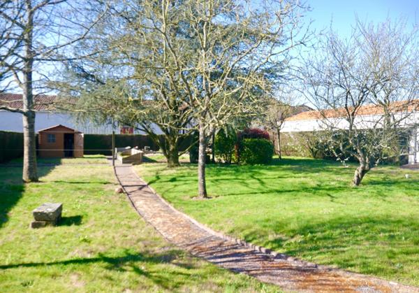 Maison à vendre 6 pièces sur 1424m² de terrain SAINT ANDRE DE LA MARCHE (49)