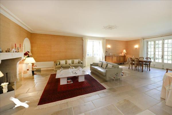 Maison à vendre |  Montbron |  6 pièces | 261 m²