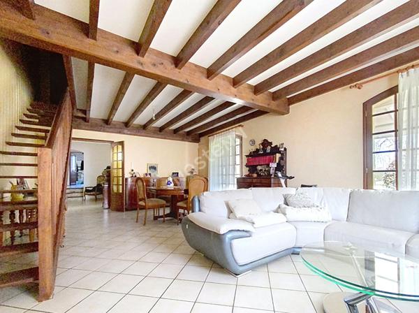 Grande maison traditionnelle 6 pièces 172 m² à Labastide Saint Pierre