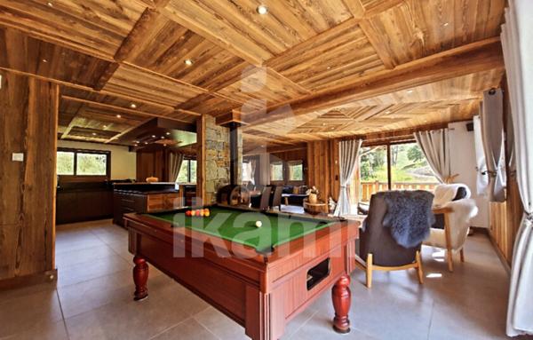 Chalet d’exception skis aux pieds, Le Corbier, domaine des Sybelles