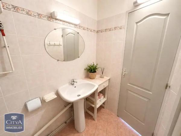 Appartement à louer 2 pièces 27m² Savigny-en-Véron (37420)