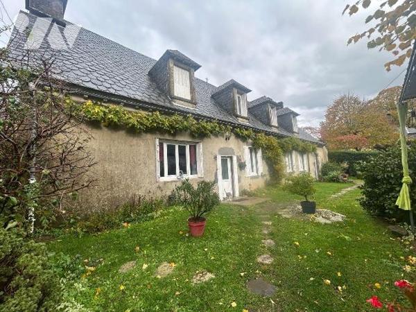 🏡 Maison auvergnate de caractère en pierre ? Anglards-de-Salers

Au c?ur de la campag...