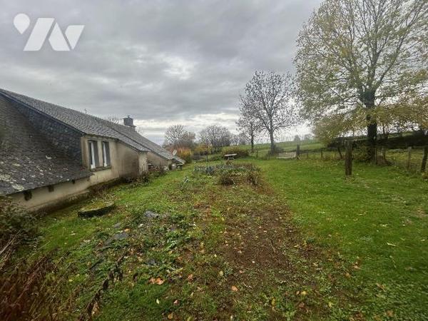 🏡 Maison auvergnate de caractère en pierre ? Anglards-de-Salers

Au c?ur de la campag...