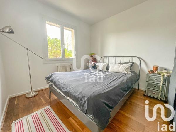 Maison traditionnelle 7 pièces de 158 m² à Le Pian-Médoc (33290)