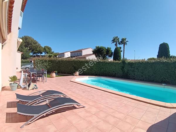 Maison indépendante T5 de 150 m² sur une parcelle de 556 m²