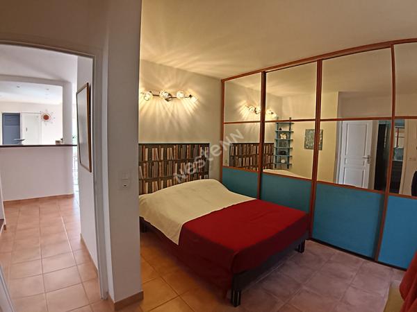 Maison indépendante T5 de 150 m² sur une parcelle de 556 m²