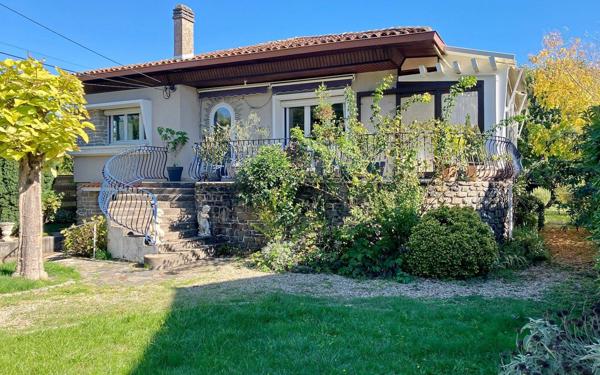 Maison à vendre    7 pièces •  Angoulême