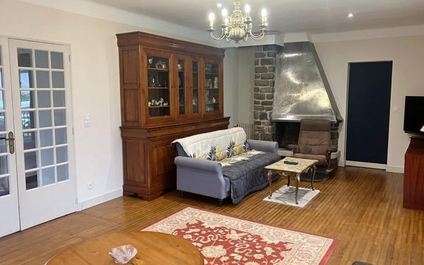 Maison à vendre    7 pièces •  Angoulême