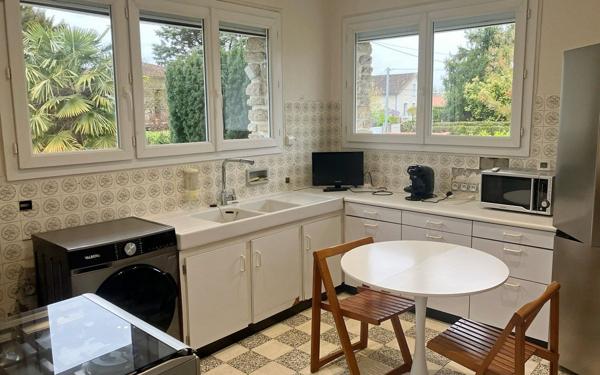 Maison à vendre    7 pièces •  Angoulême