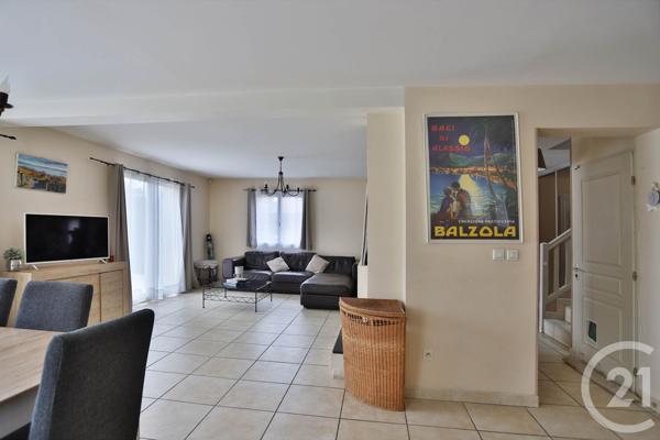 Maison à vendre  6 pièces - 135,25 m2 VIRY - 74