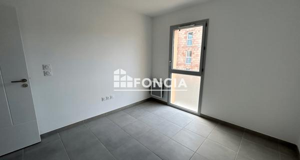 Location Appartement 3 pièces 59.9 m² - Monteux 84170