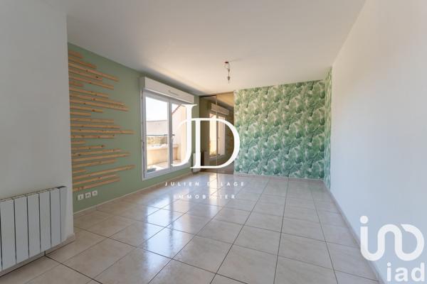 Appartement 2 pièces de 40 m² à Vémars (95470)