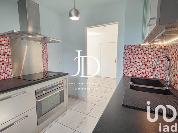 Appartement 2 pièces de 40 m² à Vémars (95470)