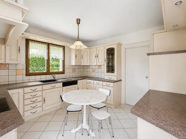 Maison
         4 pièces
        - 108 m² Exclusivité 510 000 € *