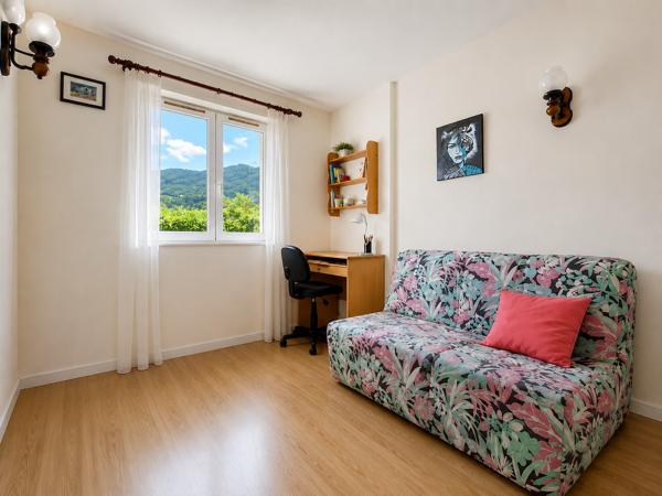 Maison
         4 pièces
        - 108 m² Exclusivité 510 000 € *