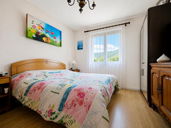 Maison
         4 pièces
        - 108 m² Exclusivité 510 000 € *