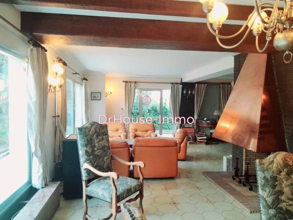 Maison à vendre 8 pièces de 232 m²