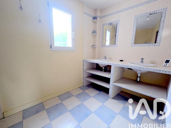 Maison à vendre 7 pièces 143 m² Orléans