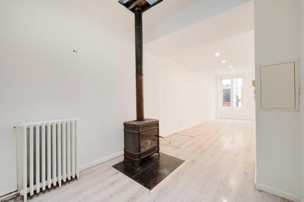 Maison de ville lumineuse – Rue Michatel, 4 chambres