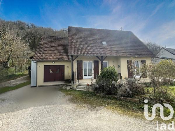 Maison 4 pièces de 92 m² à Terrasson-Lavilledieu (24120)
