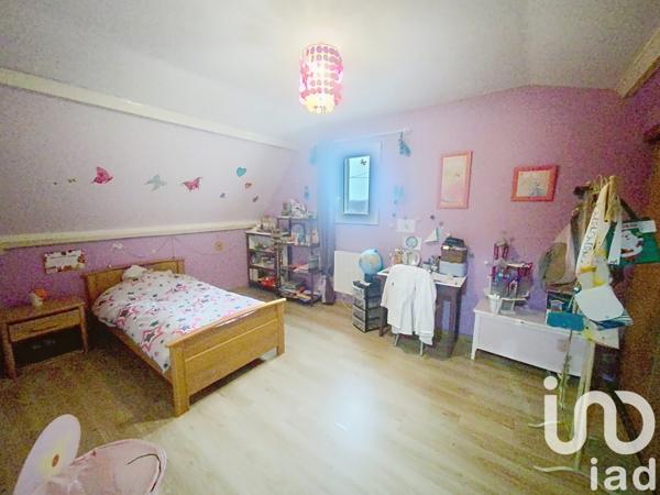 Maison 4 pièces de 92 m² à Terrasson-Lavilledieu (24120)