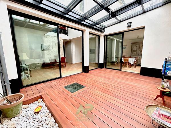 Maison La Rochelle 5 pièce(s) 203 m2 €773 300 ** - Référence MR679