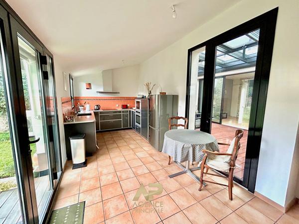 Maison La Rochelle 5 pièce(s) 203 m2 €773 300 ** - Référence MR679