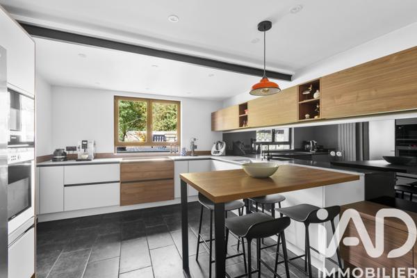 Maison à vendre 8 pièces 230 m² Saulx-les-Chartreux