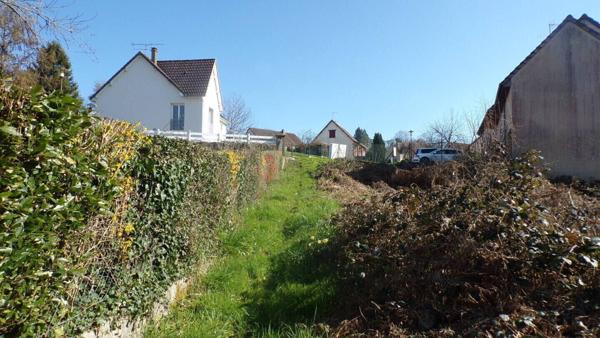 Terrain à batir cadastre : ZD230