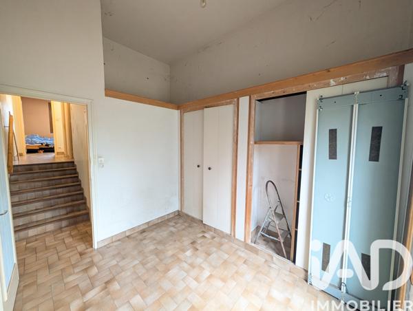 Maison à vendre 8 pièces 175 m² Saint-Julien-l'Ars