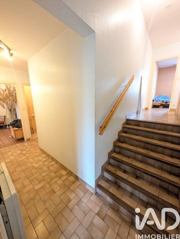 Maison à vendre 8 pièces 175 m² Saint-Julien-l'Ars
