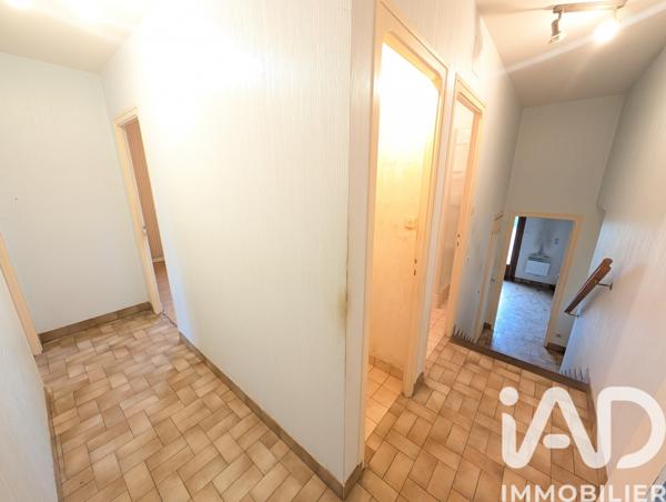 Maison à vendre 8 pièces 175 m² Saint-Julien-l'Ars