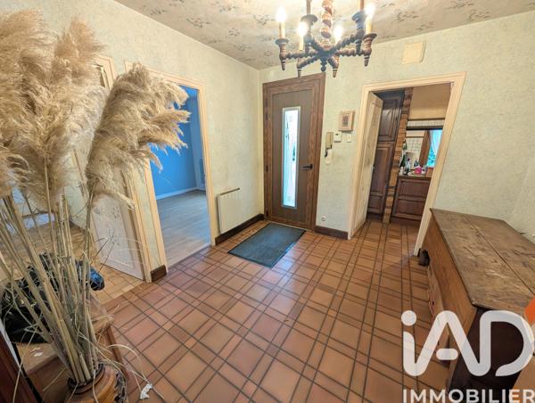 Maison à vendre 8 pièces 175 m² Saint-Julien-l'Ars