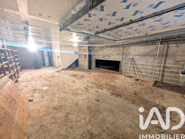 Maison à vendre 8 pièces 175 m² Saint-Julien-l'Ars