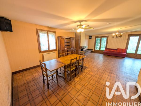 Maison à vendre 8 pièces 175 m² Saint-Julien-l'Ars