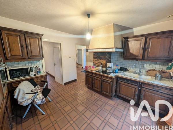 Maison à vendre 8 pièces 175 m² Saint-Julien-l'Ars