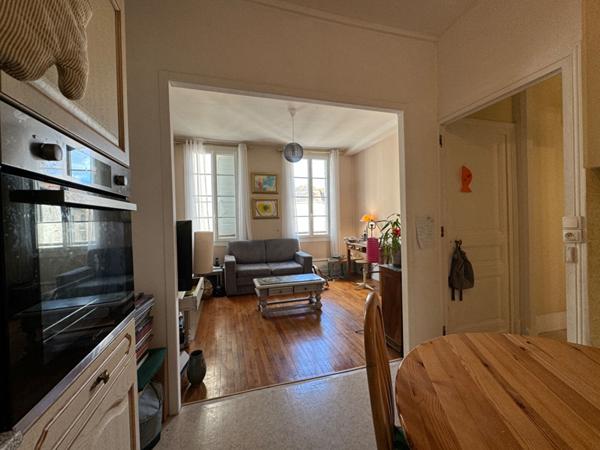 A vendre, charme garanti pour cet Appartement type 3 dans le coeur de Périgueux