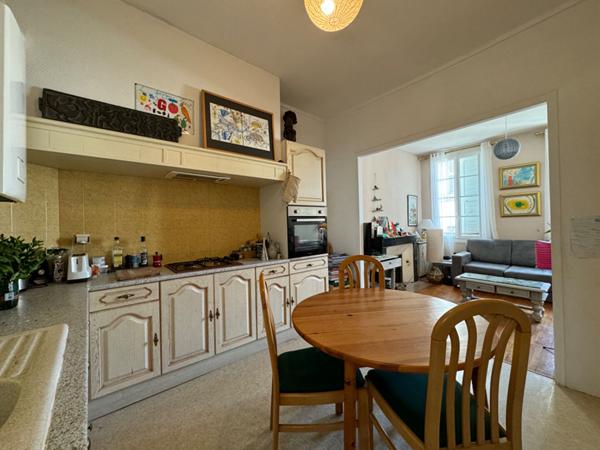 A vendre, charme garanti pour cet Appartement type 3 dans le coeur de Périgueux