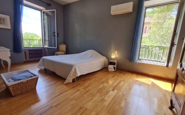 Maison à vendre    6 pièces • 217 m2 Les Angles