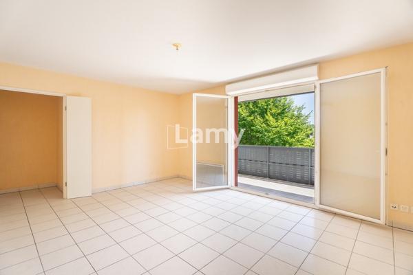 Parking + appartement
