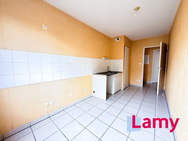 Parking + appartement