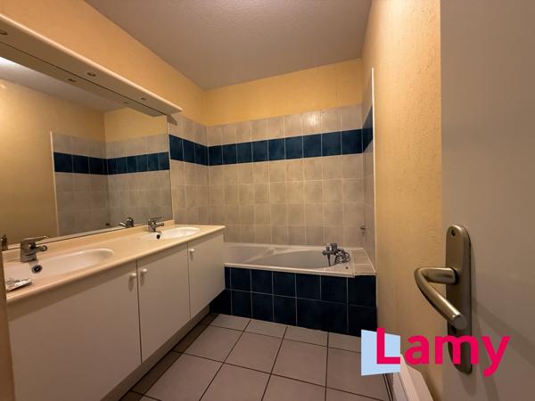 Parking + appartement