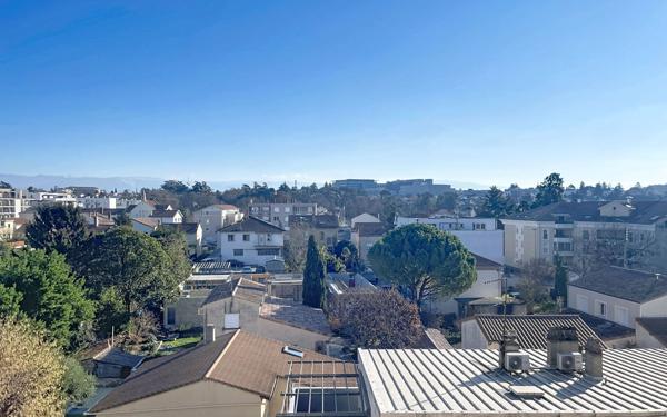 Appartement à louer    3 pièces • 80,21 m2 Valence