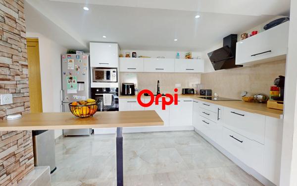 Maison à vendre    5 pièces • 117 m2 Feyzin