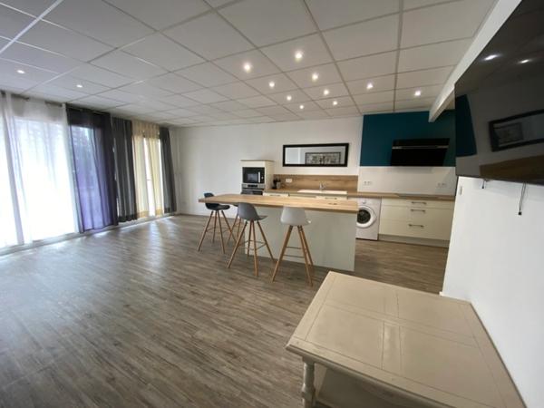 Dpt Pyrénées Orientales (66), à vendre CANET EN ROUSSILLON appartement 3 pièces 74 m² parking