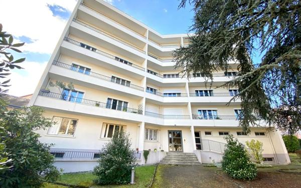 Appartement à vendre    5 pièces • 124,40 m2 Limoges