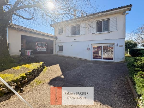 Maison à vendre - 4 chambres - 137 m² SAINT SAVIOL (86)