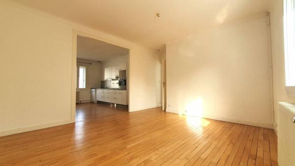 LOCATION APPARTEMENT T4 NANTES STE THERESE – 900 €