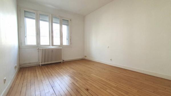 LOCATION APPARTEMENT T4 NANTES STE THERESE – 900 €