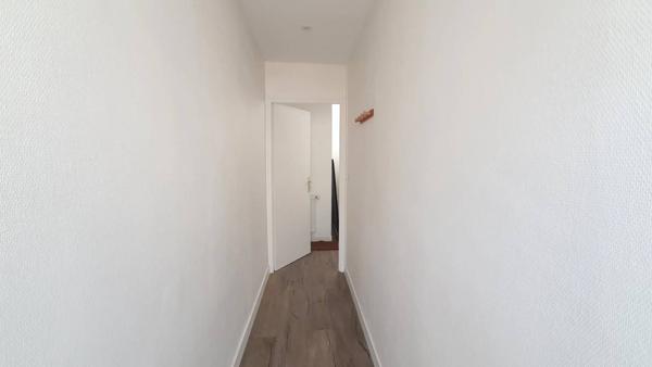 LOCATION APPARTEMENT T4 NANTES STE THERESE – 900 €